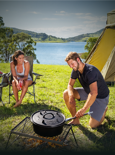 IRON TASTE Dutch Oven cooking over fire